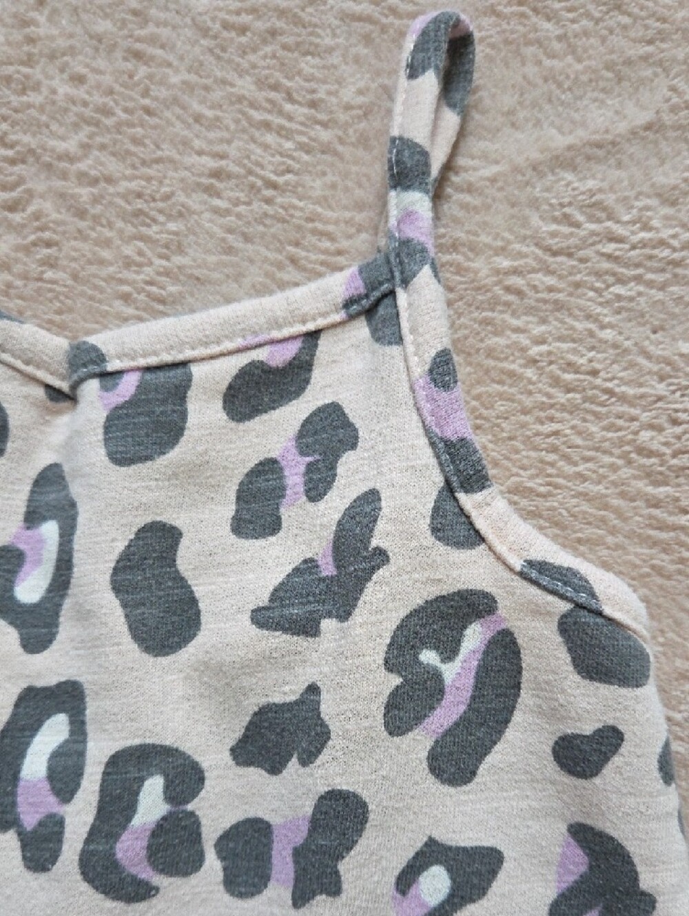 Grayson Mini Sleeveless Leopard Print Jumpsuit Romper with Lavender Accents 3T - Picture 2 of 12